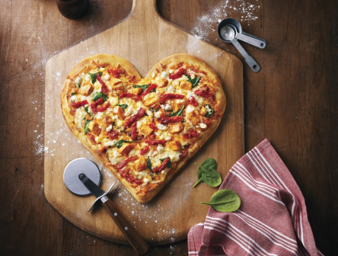 heart_shaped_tuscan_pizza_insitu_d-768x582