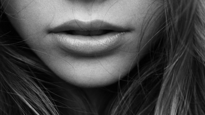close-up-lips_653944