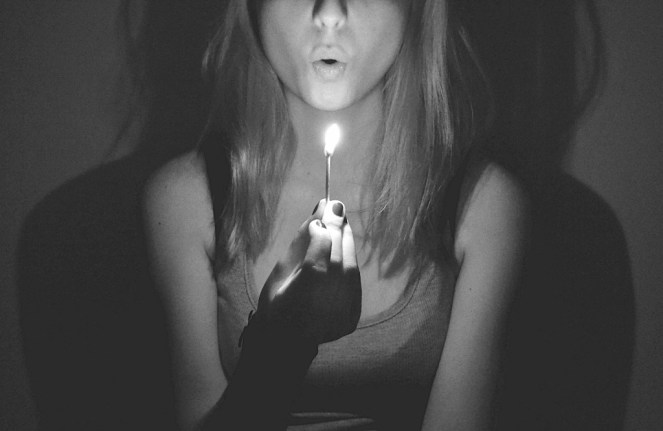 __turn_off_the_light_by_17_forever-d5e932j