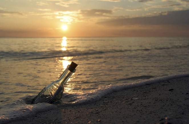 ob_7b5727_bouteille-a-la-mer.jpg