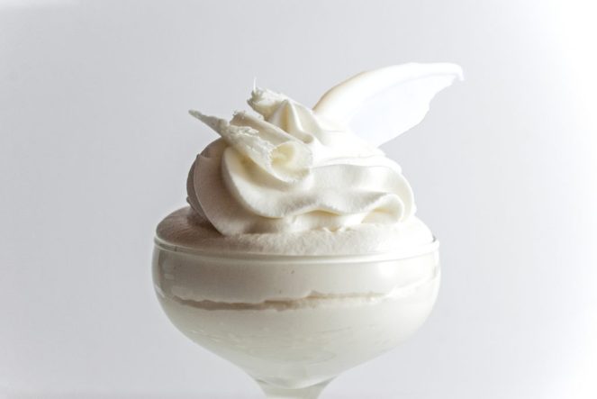 white-chocolate-mousse-1-1024x685