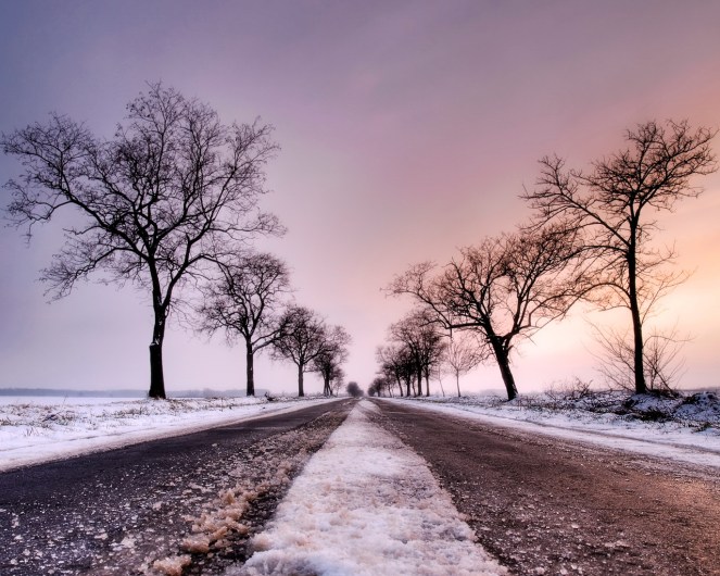 Snowy-winter-road-1280-1024